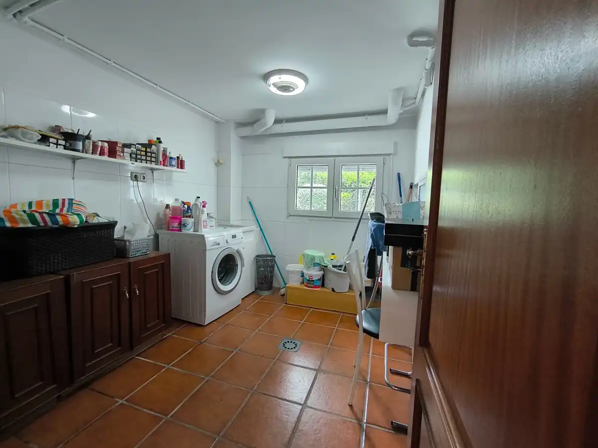 Casa o chalet en venta en Vilagarcía de Arousa con Calefacción, Jardín privado y Parquet