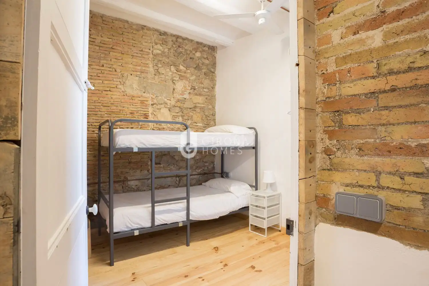 Bedroom of Apartments for sale in Girona  with Heating, Private garden and Terrace