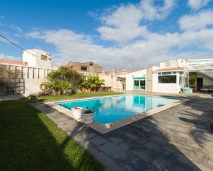Piscina de Casa o xalet en venda en Telde amb Jardí privat, Traster i Piscina