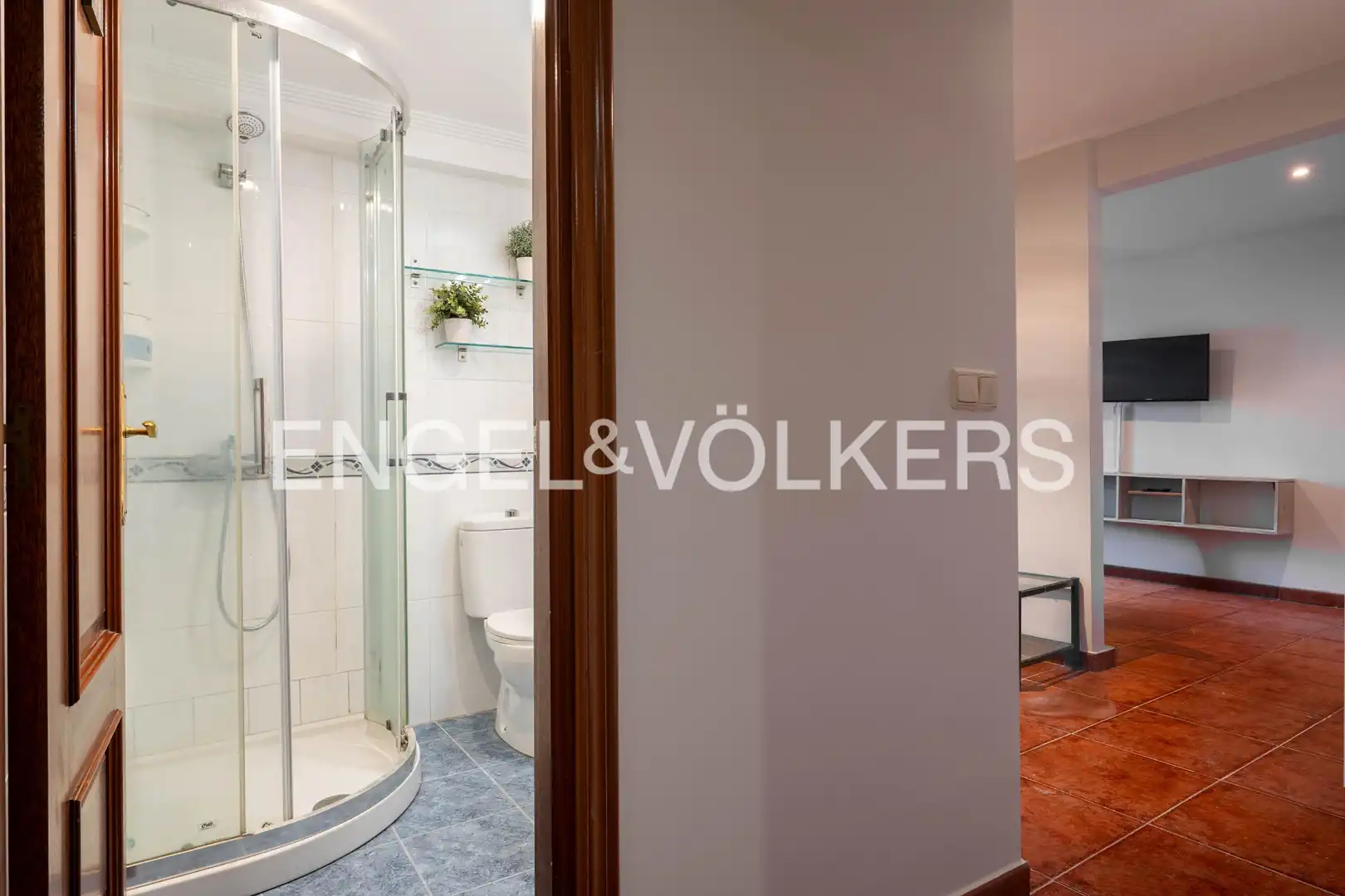 Badezimmer von Wohnungen zum Verkauf in Donostia - San Sebastián  mit Heizung