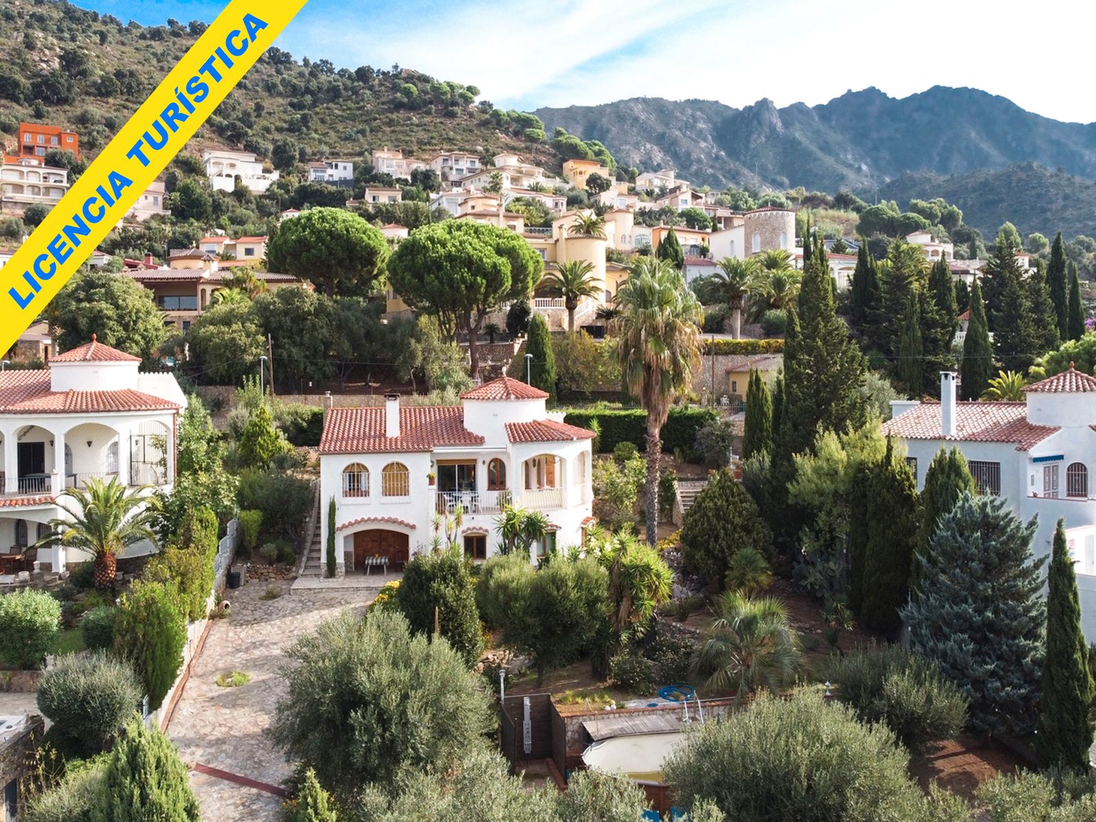 Exterior view of House or chalet for sale in Palau-saverdera  with Air Conditioner, Heating and Storage room