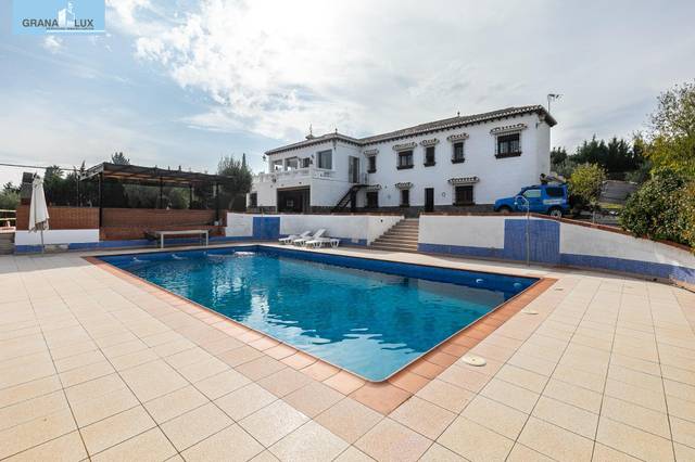 Casa-chalet en Venta en Calle del Río Genil, 25 en Aljomahima - Ermita