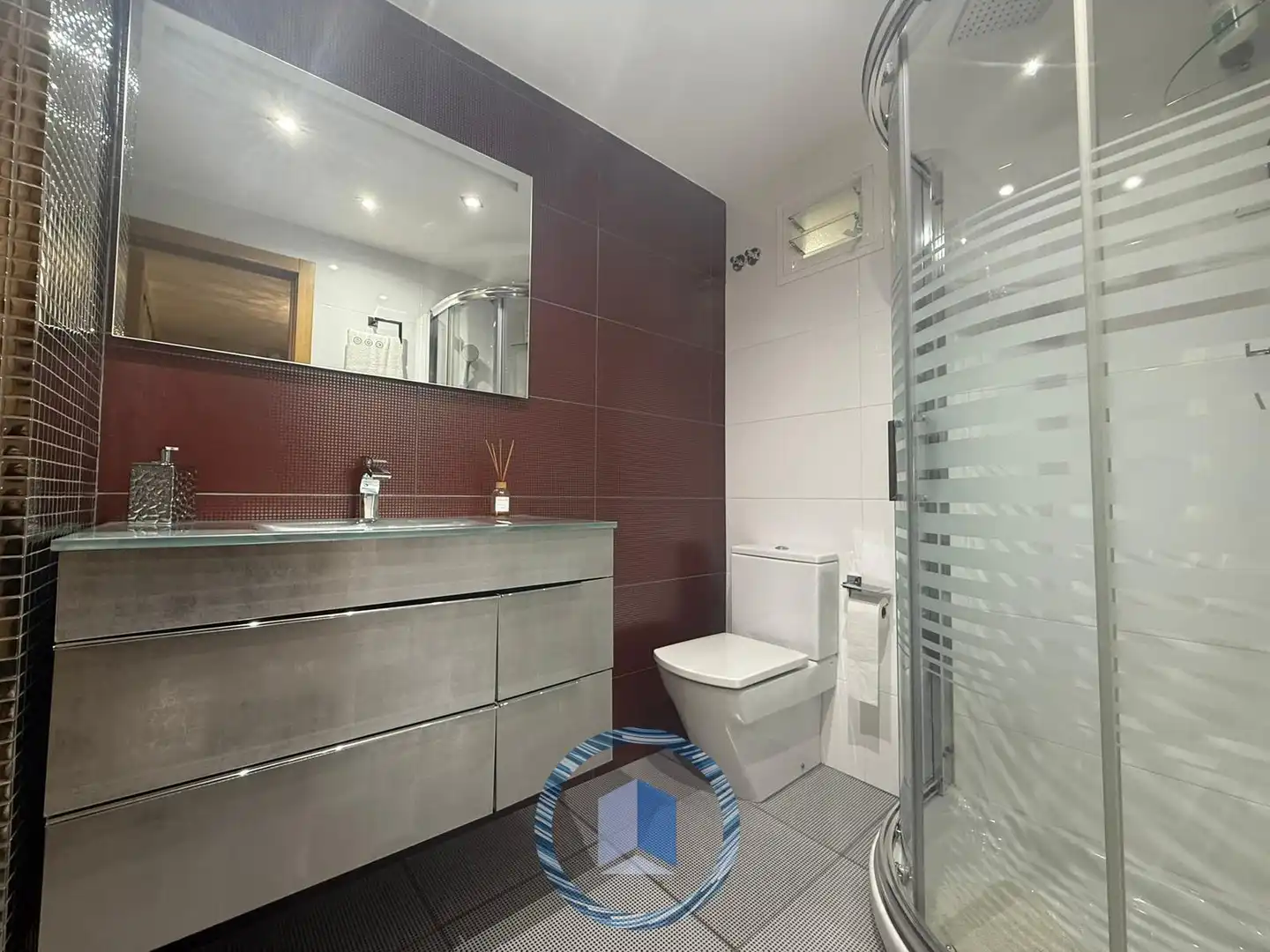 Badezimmer von Wohnung zum Verkauf in Montequinto mit Terrasse, Schwimmbad und Möbliert