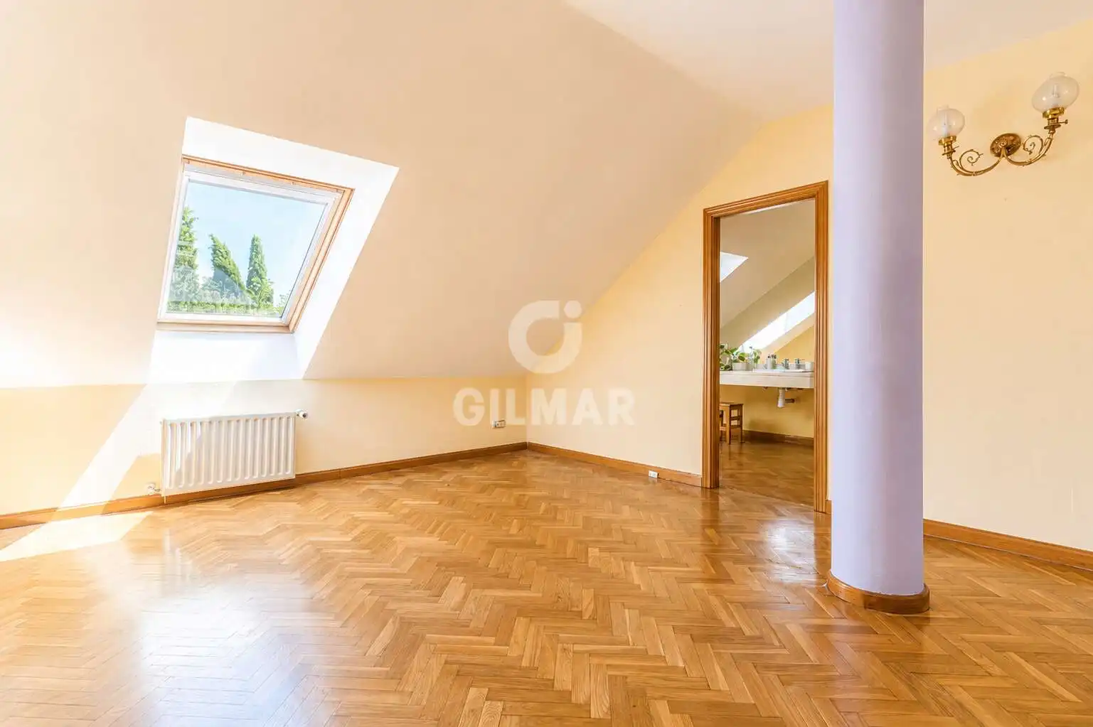 Bedroom of Flat for sale in Boadilla del Monte  with Heating, Private garden and Storage room