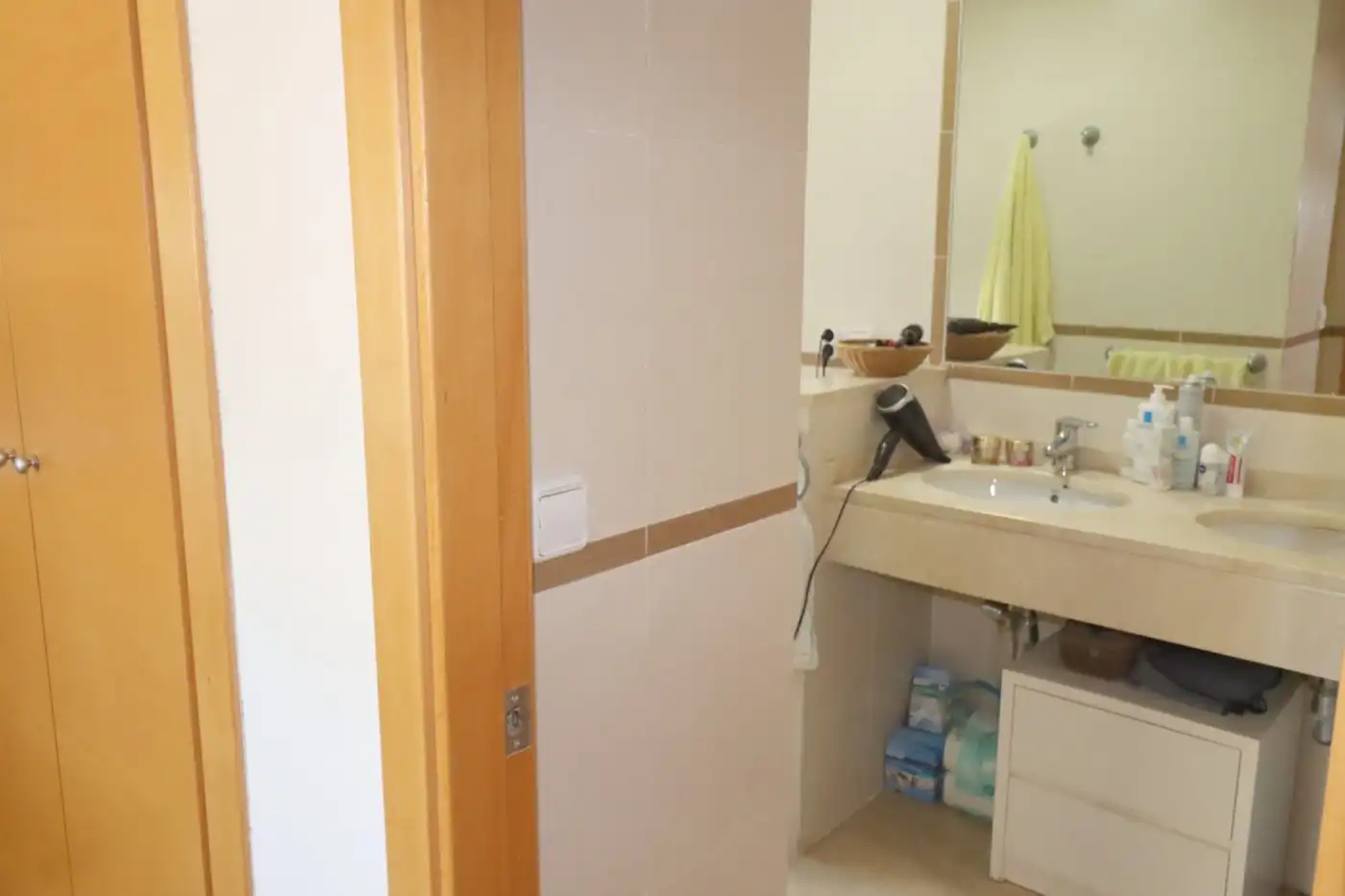 Baño de Casa adosada en venta en Rocafort con Aire acondicionado, Calefacción y Jardín privado