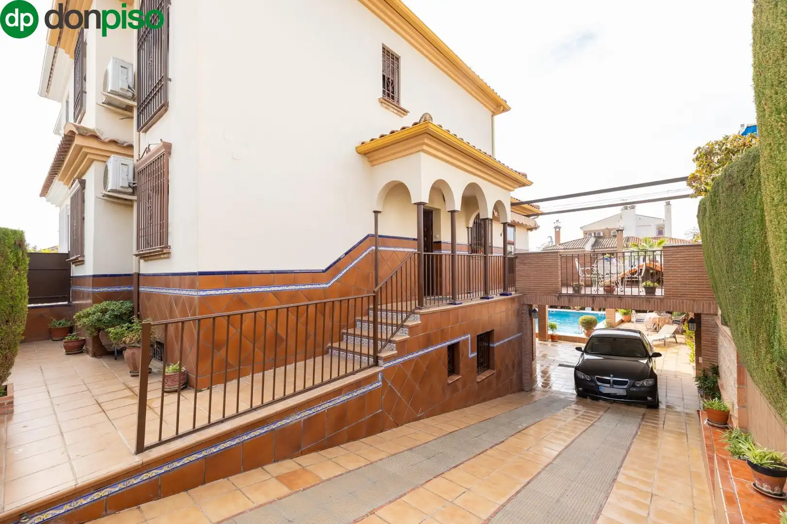 Adossat amb piscina en venda a Calle MIMBRES UR.MONTELUZ, imagen 8