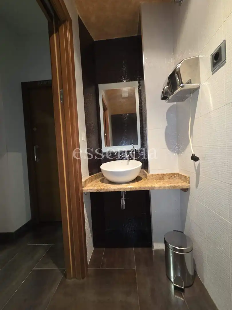 Business premises to rent in Miramar, imagen 18