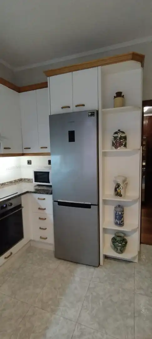 Cocina de Piso de alquiler en Bilbao  con Calefacción, Amueblado y Horno