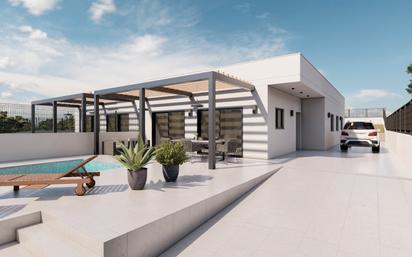 Terrassa de Casa adosada en venda en El Vendrell amb Aire condicionat i Piscina