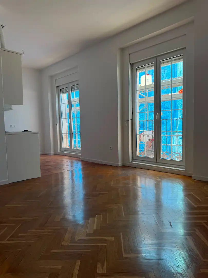 Mini appartamento con terrazza in vendita a Calle de las Infantas 25, imagen 2