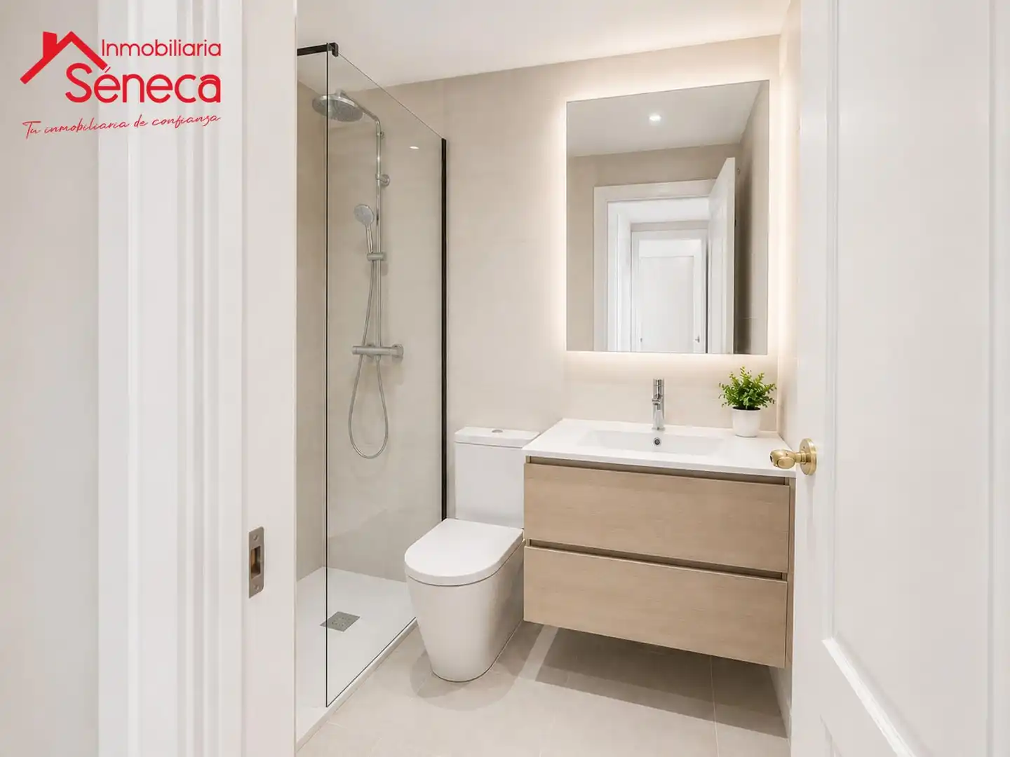 Badezimmer von Geschaftsraum zur Miete in Córdoba