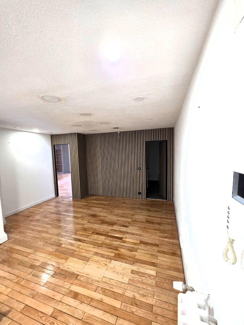 Flat for sale in  Madrid Capital  with Air Conditioner, Heating and Terrace