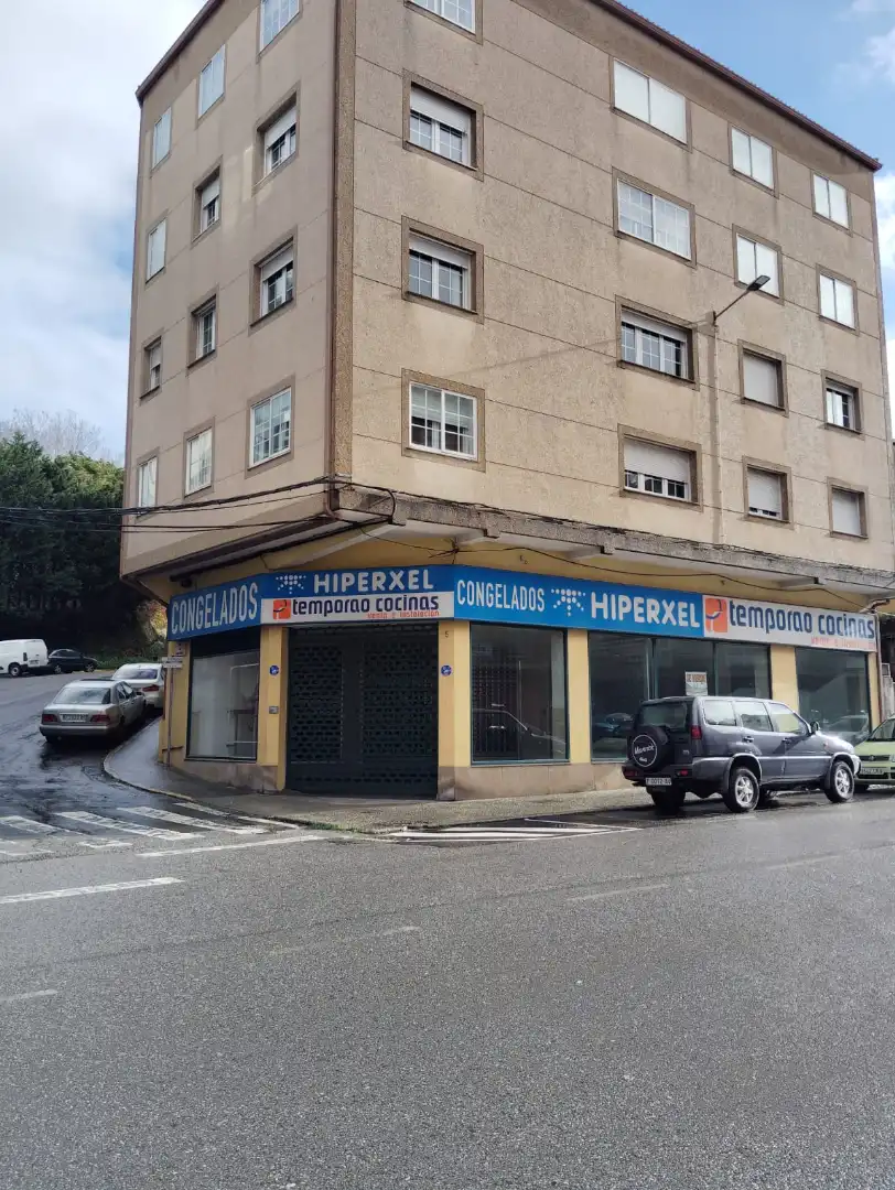 Business premises for sale in Rúa República Argentina 5