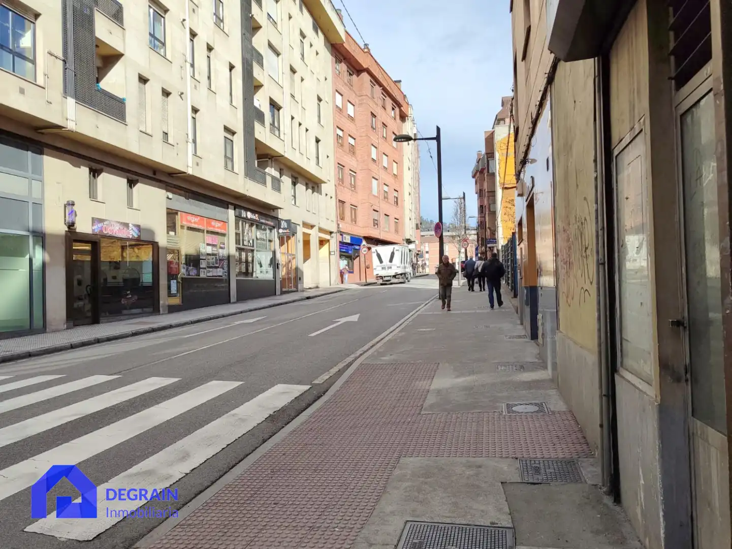 Außenansicht von Wohnung zum Verkauf in Oviedo  mit Heizung und Abstellraum