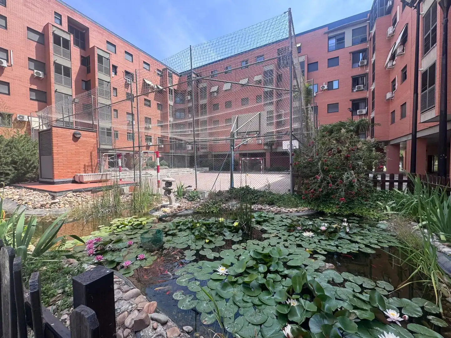 Vista exterior de Piso en venta en Madrid con Aire acondicionado, Calefacción y Parquet