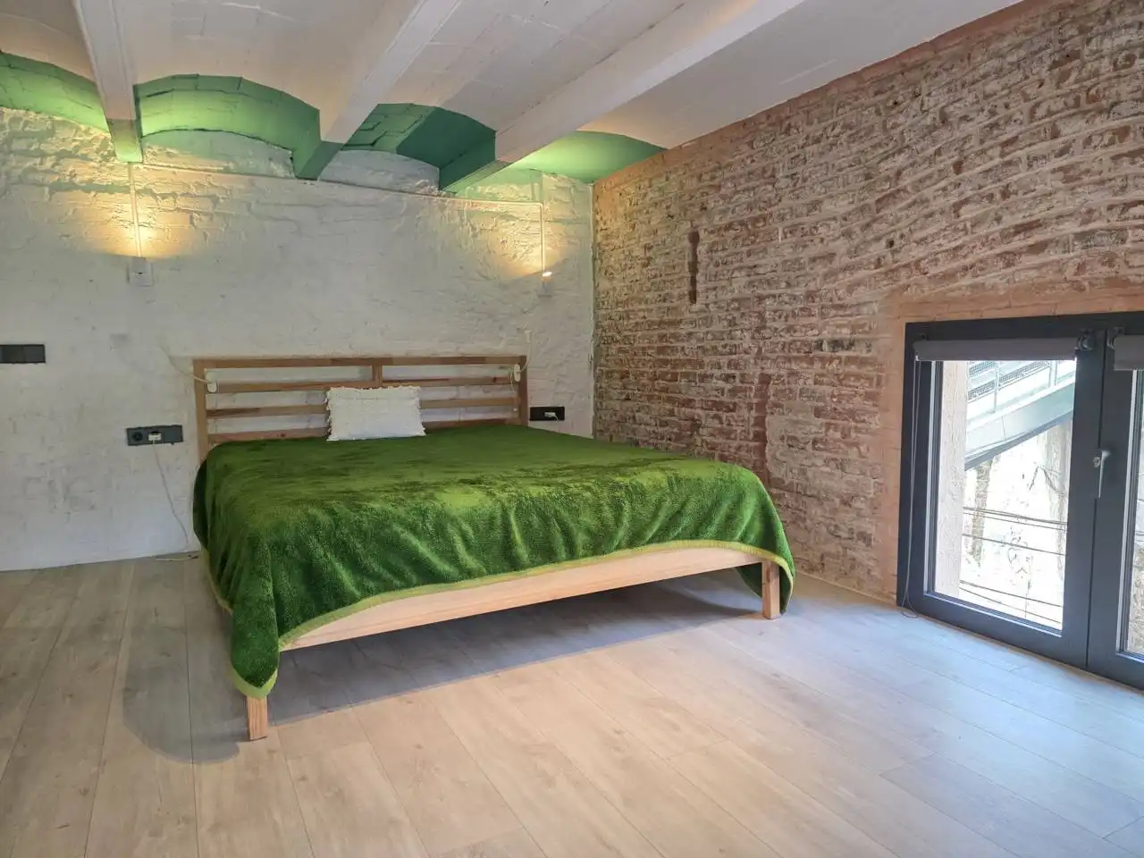 Dormitori de Dúplex en venda en Barcelona amb Aire condicionat, Calefacció i Moblat