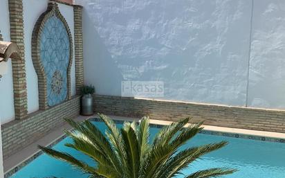 Piscina de Casa adosada en venda en Jerez de la Frontera amb Aire condicionat, Terrassa i Piscina