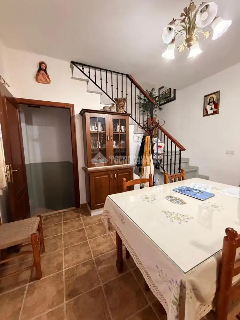 Casa adosada en venta en Antequera