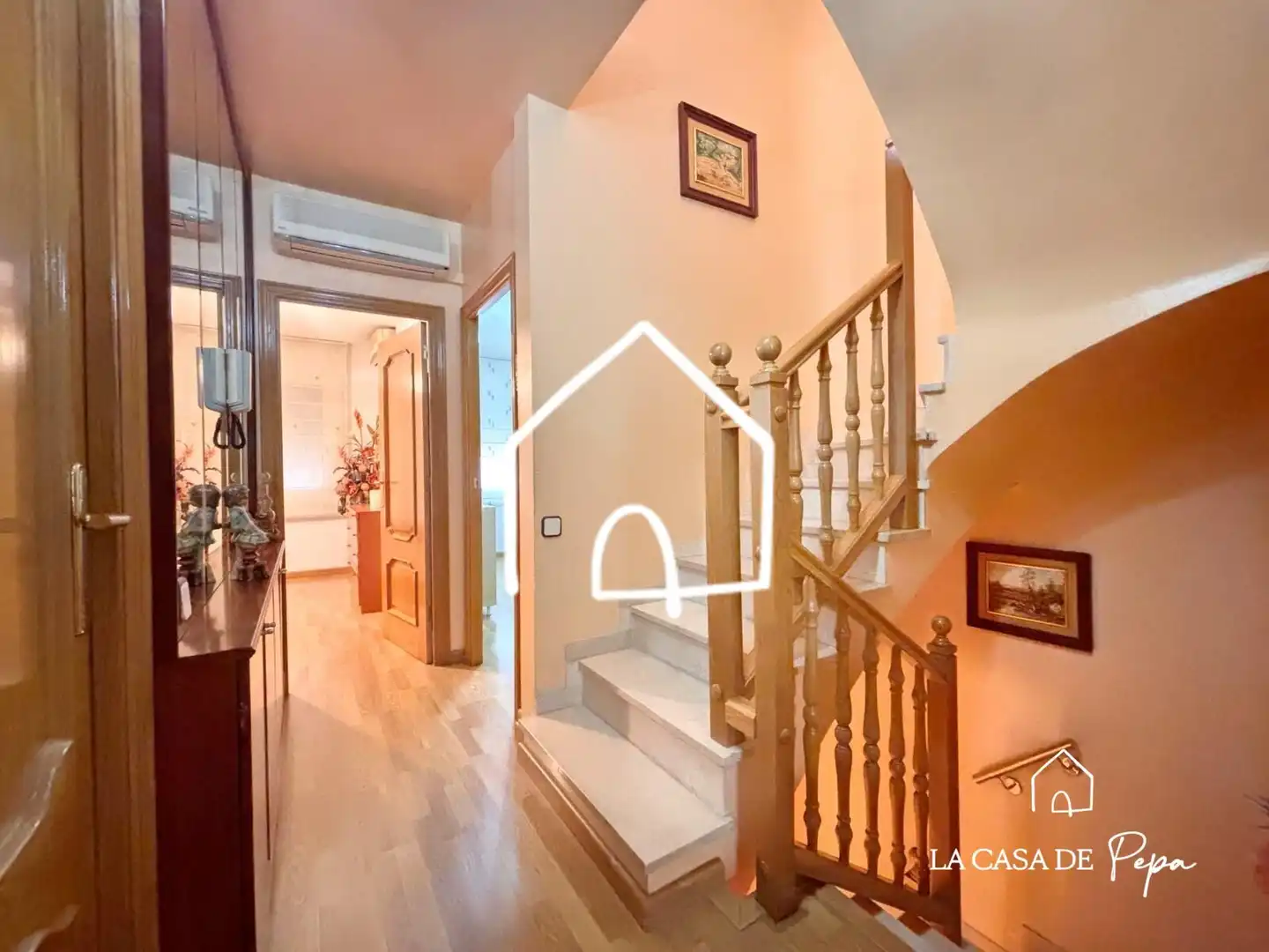 Casa adosada en venta en Viladecans con Aire acondicionado, Calefacción y Jardín privado