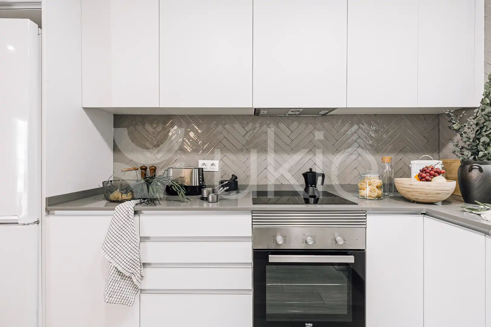 Cocina de Apartamento de alquiler en Barcelona con Aire acondicionado, Calefacción y Amueblado