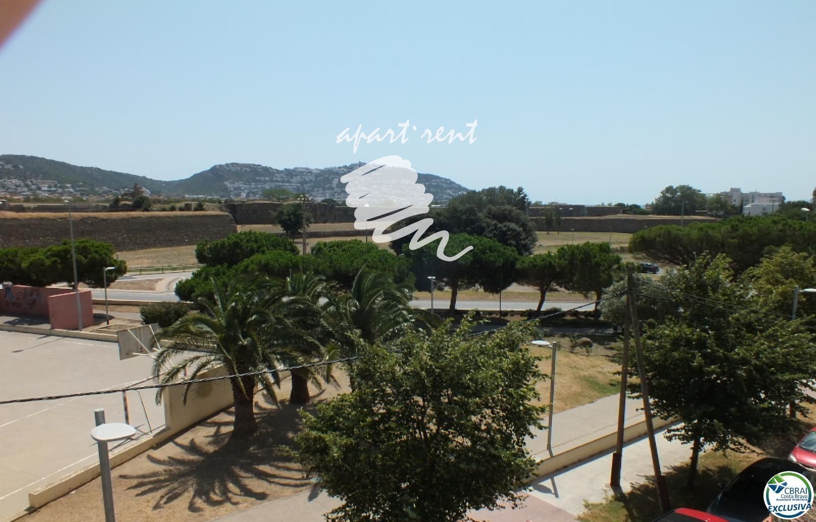 Exterior view of Flat for sale in Roses