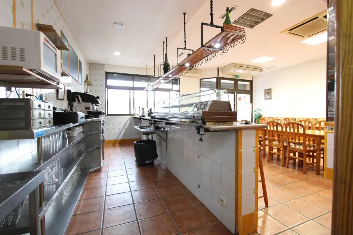 Local comercial en venta en Núcleo Urbano, imagen 8