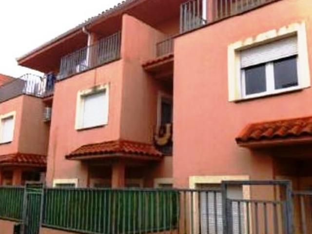 Exterior view of Garage for sale in Escalona