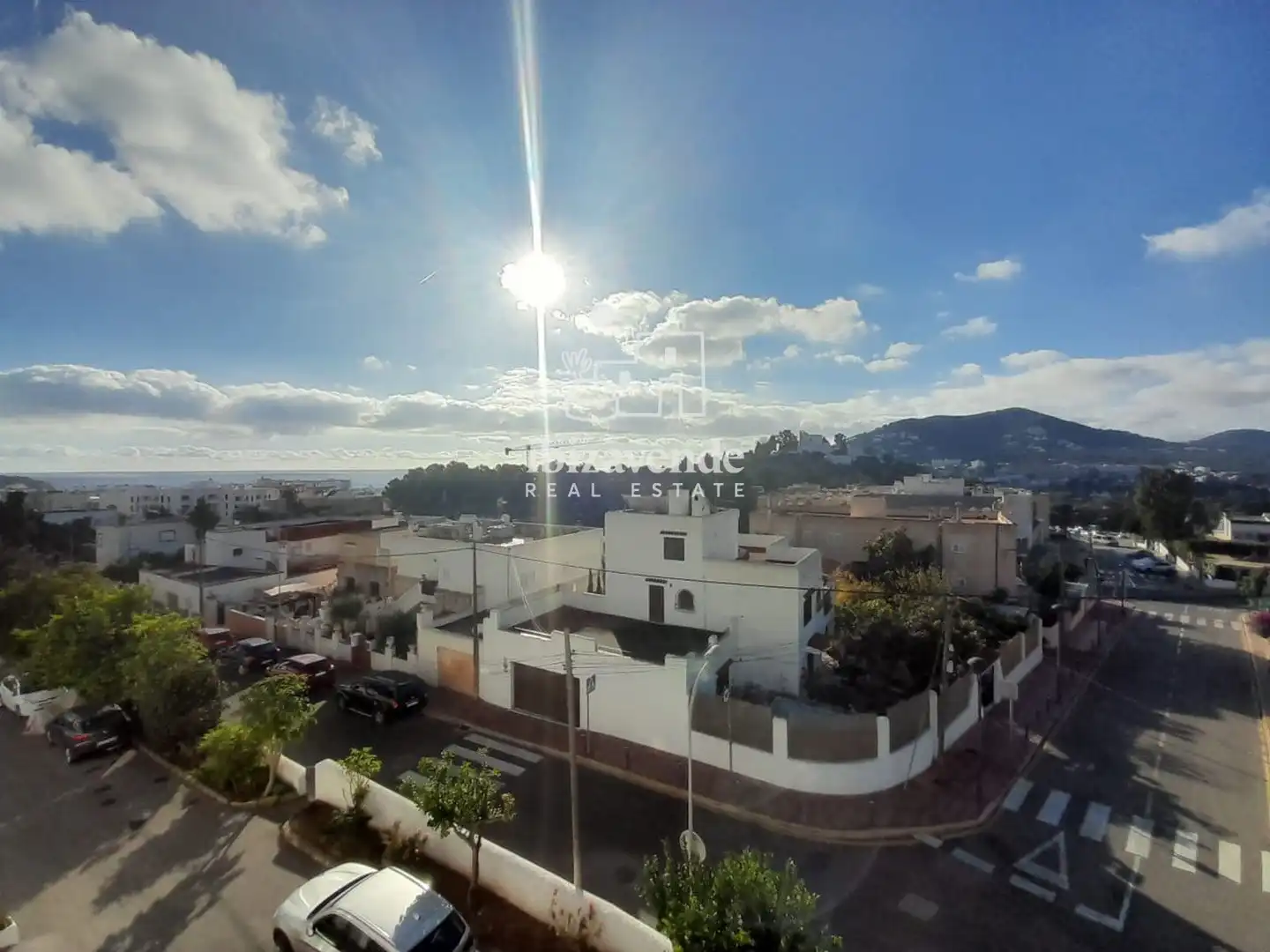Vista exterior de Pis en venda en Santa Eulària des Riu amb Aire condicionat, Calefacció i Terrassa