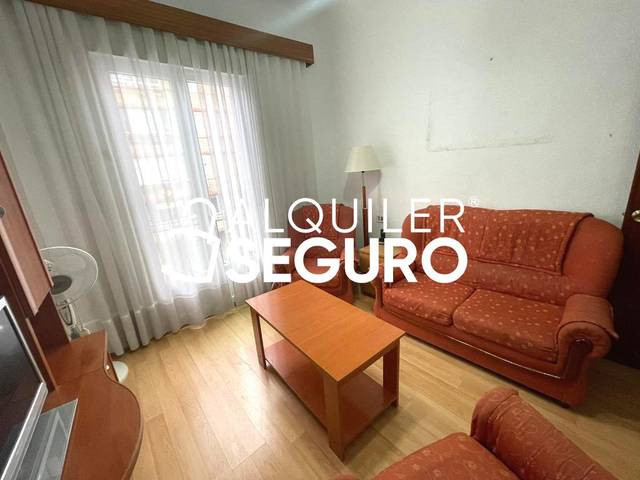 Piso en Alquiler en de los toreros en Guindalera