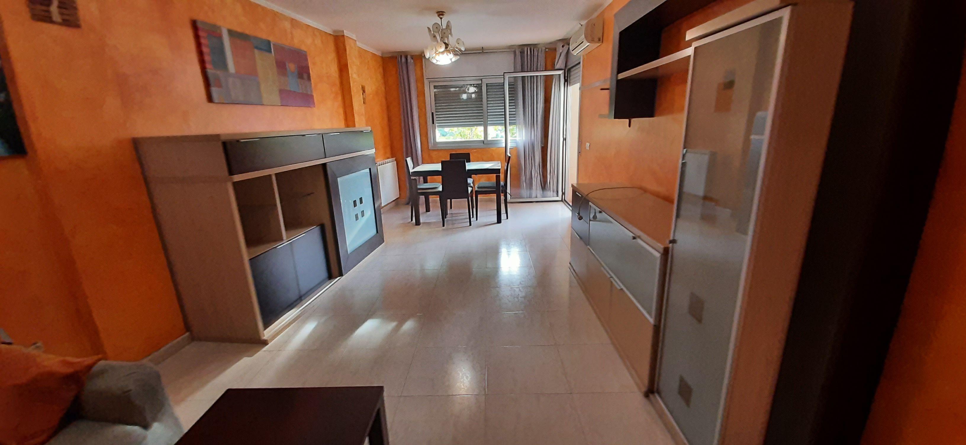 Sala d'estar de Pis en venda en Tàrrega amb Calefacció, Terrassa i Traster