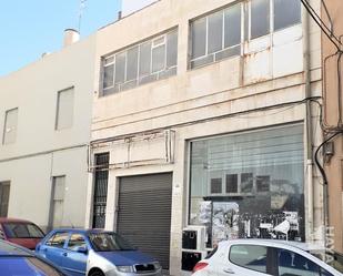 Building for sale in LUIS BATLLES, Plaza Castelar - Mercado Central