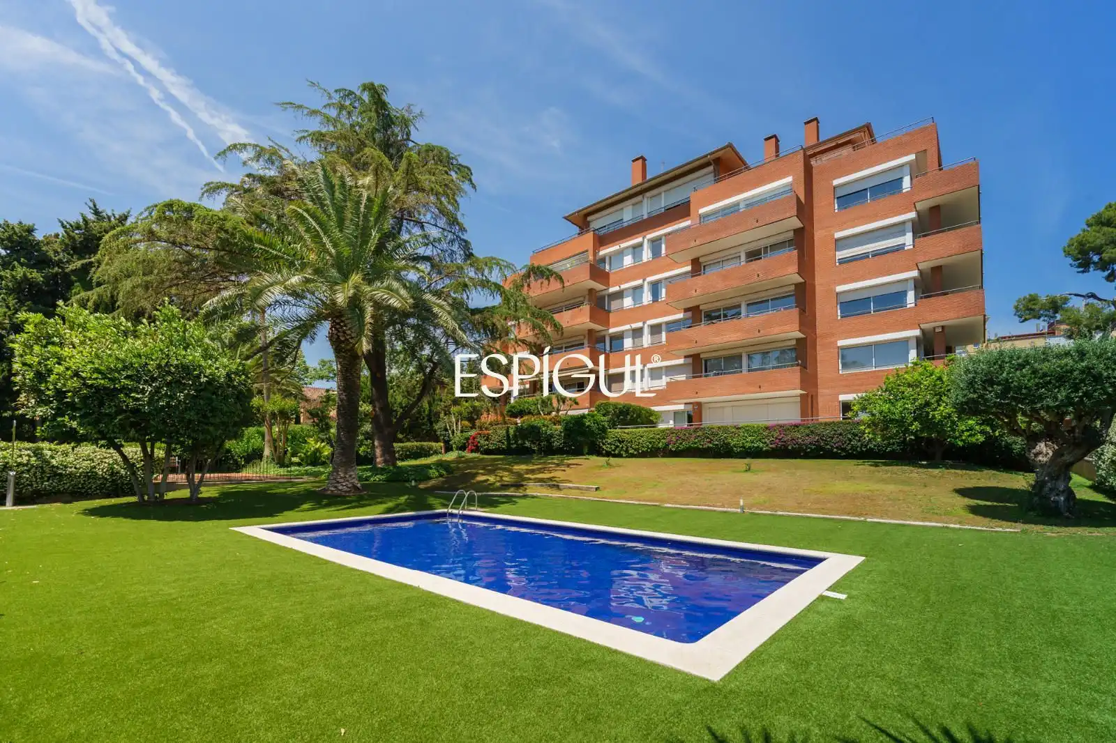 Piscina de Piso en venta en Esplugues de Llobregat con Aire acondicionado, Calefacción y Parquet