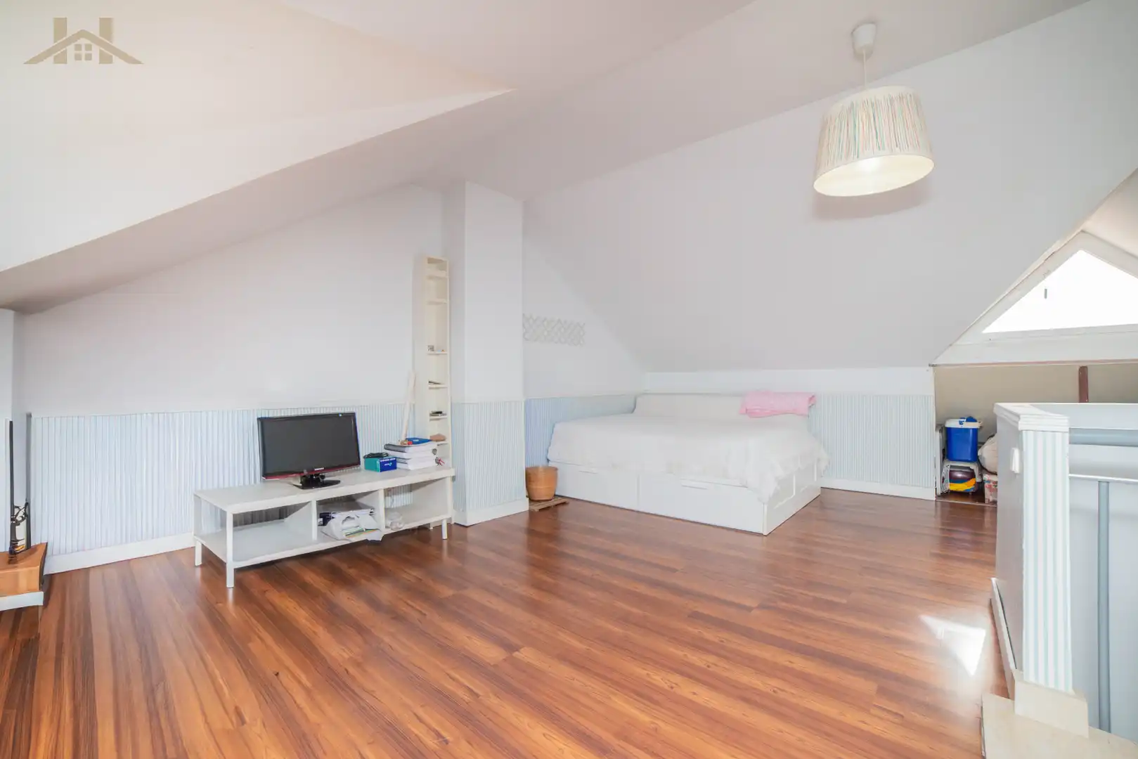 Habitación de Casa adosada en venta en Ciempozuelos con Aire acondicionado, Calefacción y Jardín privado