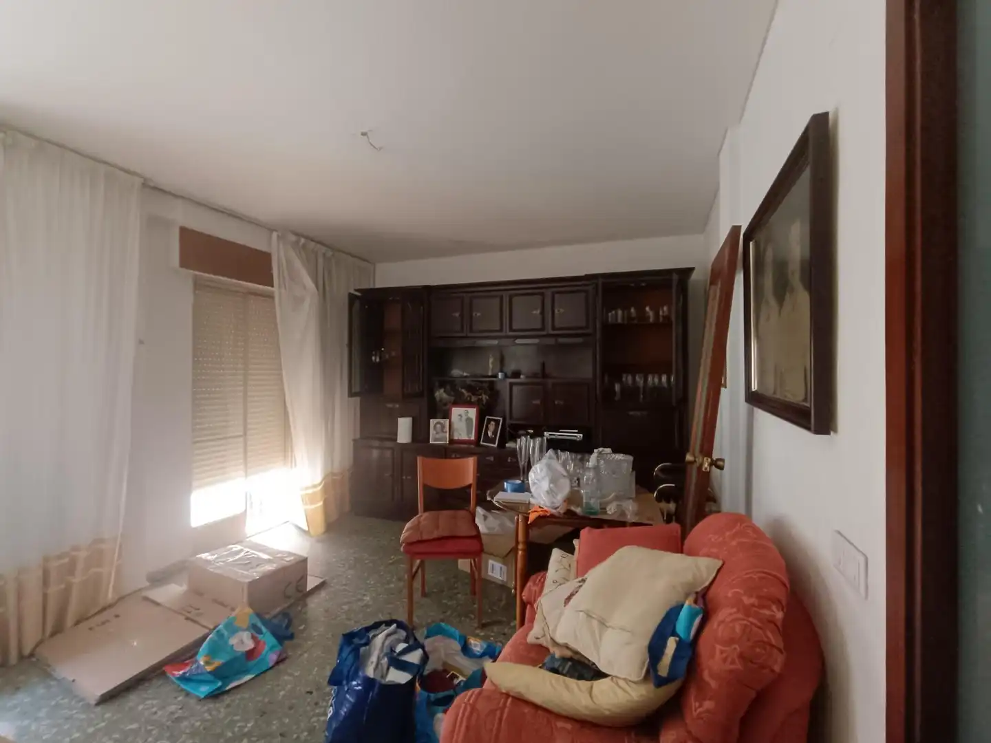 Sala d'estar de Pis en venda en Córdoba amb Balcó