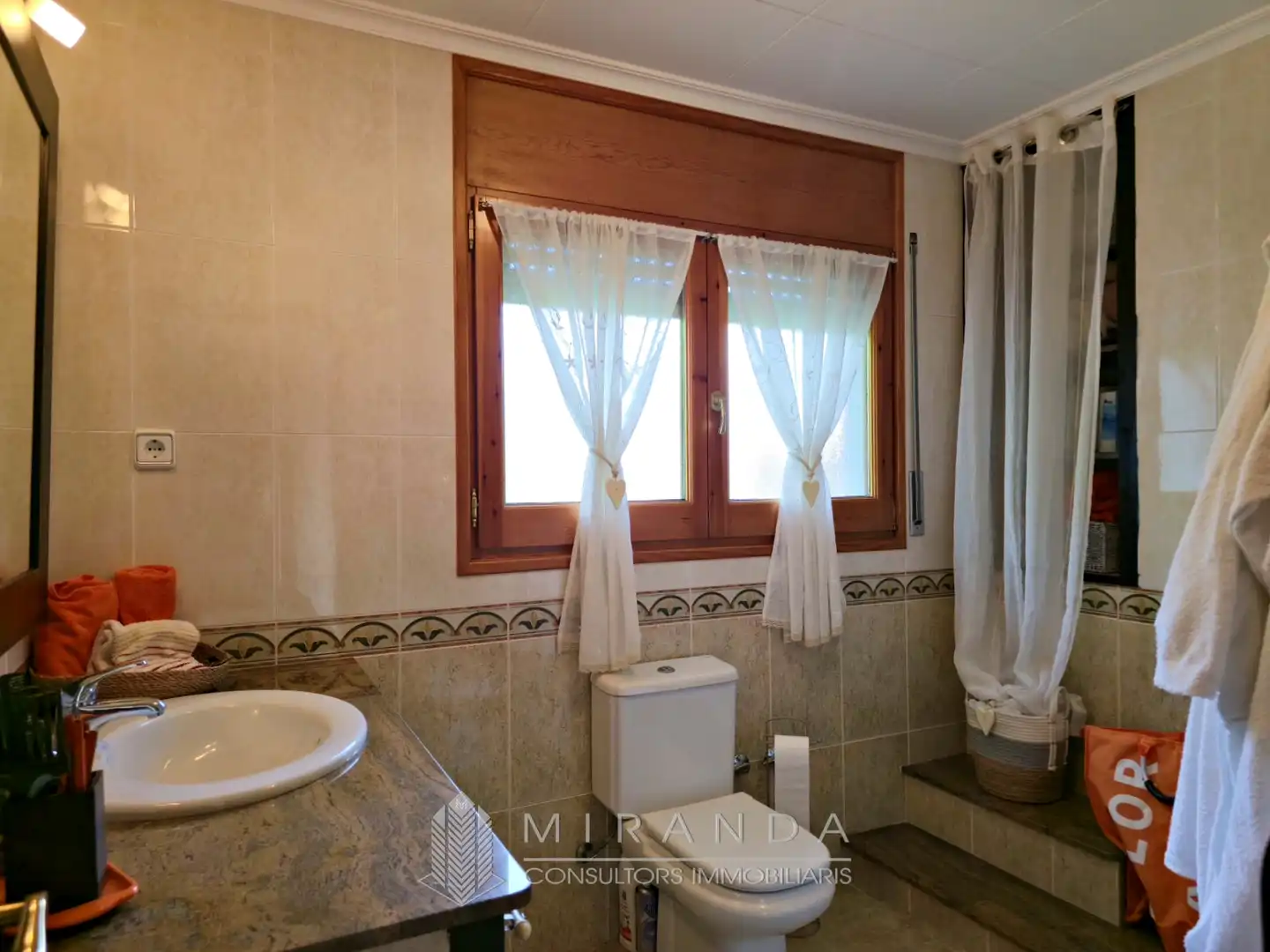 Bany de Casa o xalet en venda en Santa Maria de Palautordera amb Calefacció, Jardí privat i Parquet