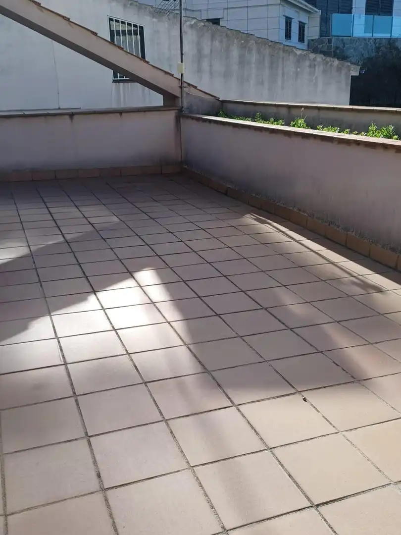 Casa amb terrassa en venda a La Miranda, imagen 22