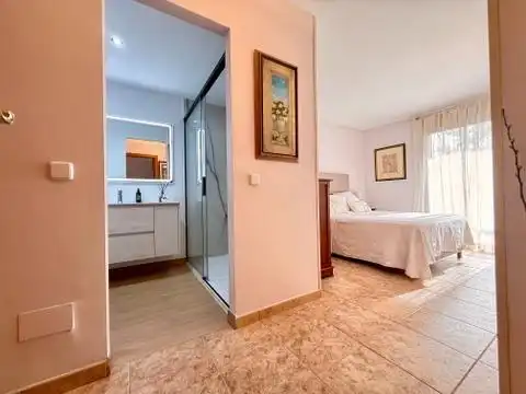 Habitación de Casa adosada en venta en  Palma de Mallorca con Aire acondicionado, Calefacción y Terraza