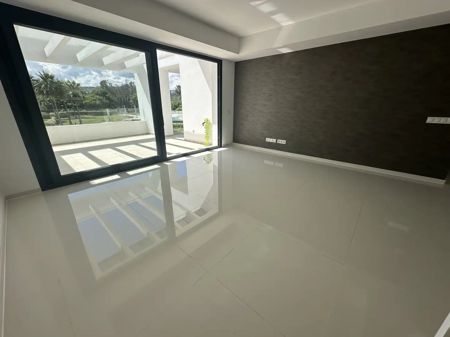 Apartamento en venta en Estepona con Terraza, Trastero y Piscina comunitaria