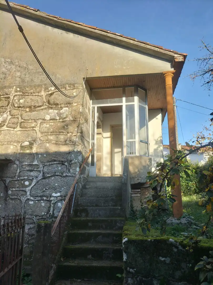 Country homes for sale in Amoeiro  with Private garden