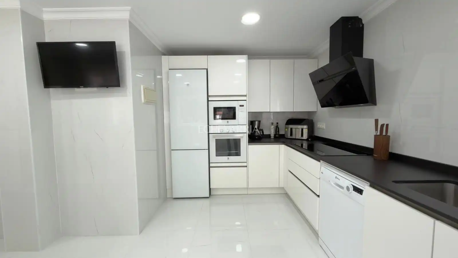 Cocina de Casa o chalet en venta en Castro-Urdiales con Calefacción, Jardín privado y Terraza