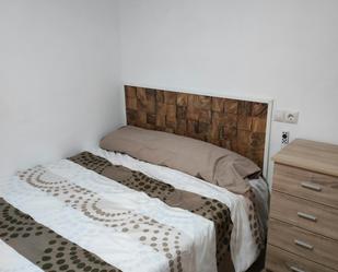 Bedroom of Flat to share in  Valencia Capital  with Furnished, Washing machine and TV