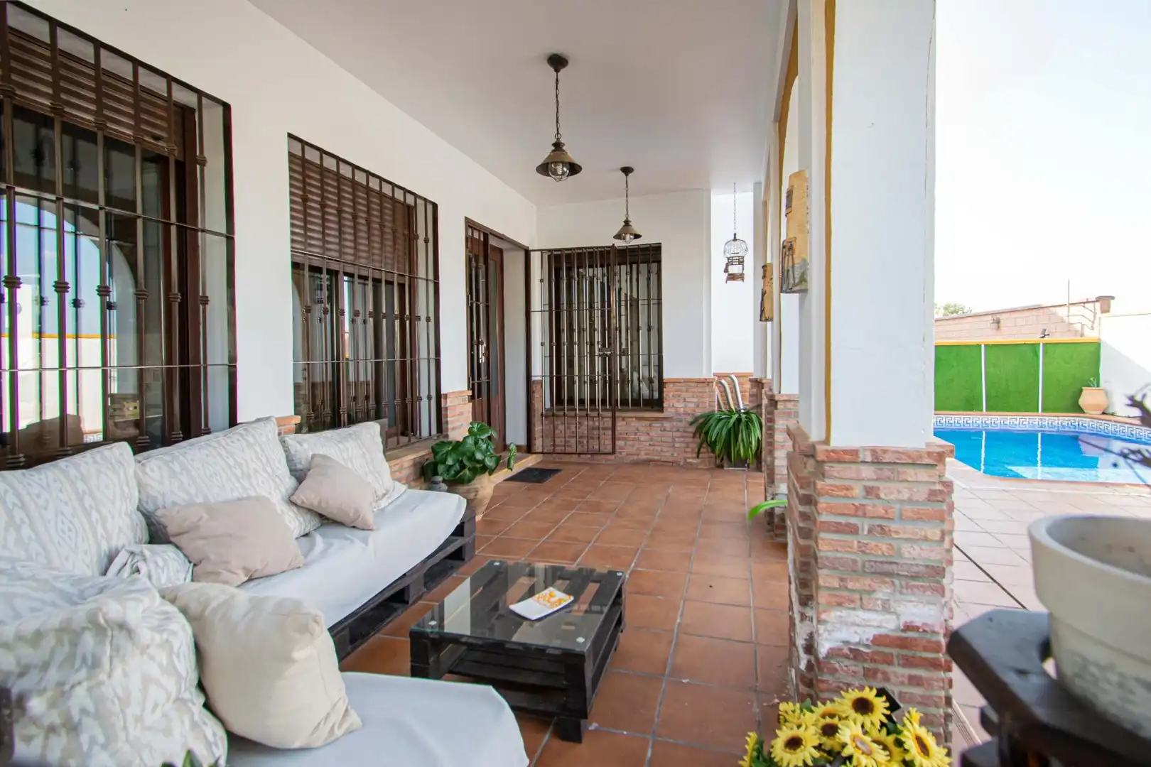 Casa o xalet en venda en Alcalá de Guadaira amb Aire condicionat, Jardí privat i Piscina