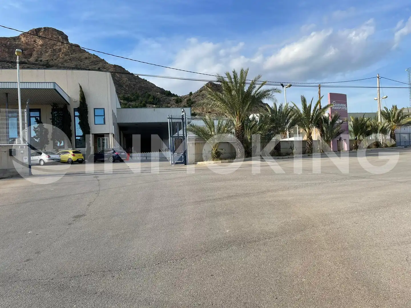 Außenansicht von Fabrikhallen zum Verkauf in Murcia