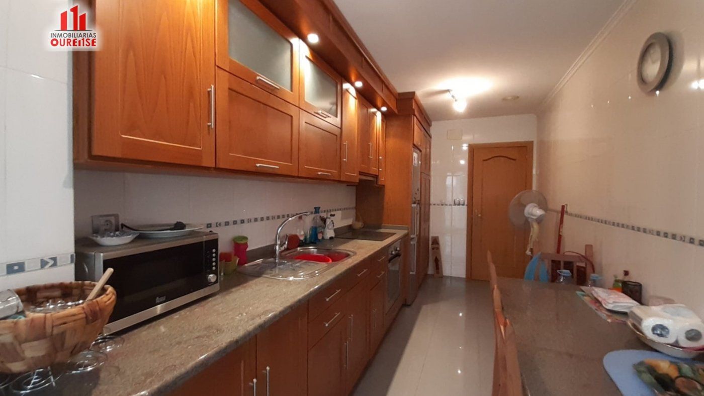 Kitchen of Flat for sale in Ourense Capital   with Heating, Terrace and Storage room