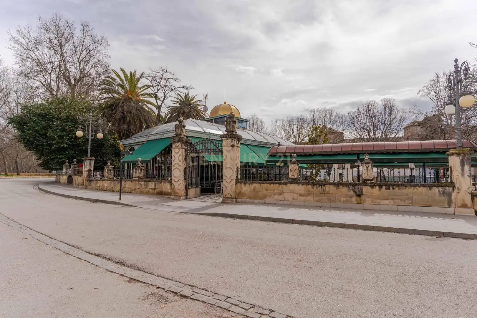 Vista exterior de Dúplex en venta en Granada con Aire acondicionado, Jardín privado y Trastero