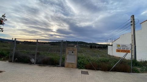 GRAN TERRENO VALLADO EN EL CASCO URBANO DE CHELLA!!!!!!!!!!!
