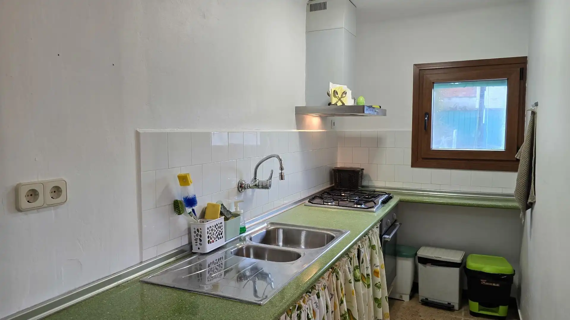 Cocina de Casa o chalet en venta en Santa Maria de Miralles con Jardín privado