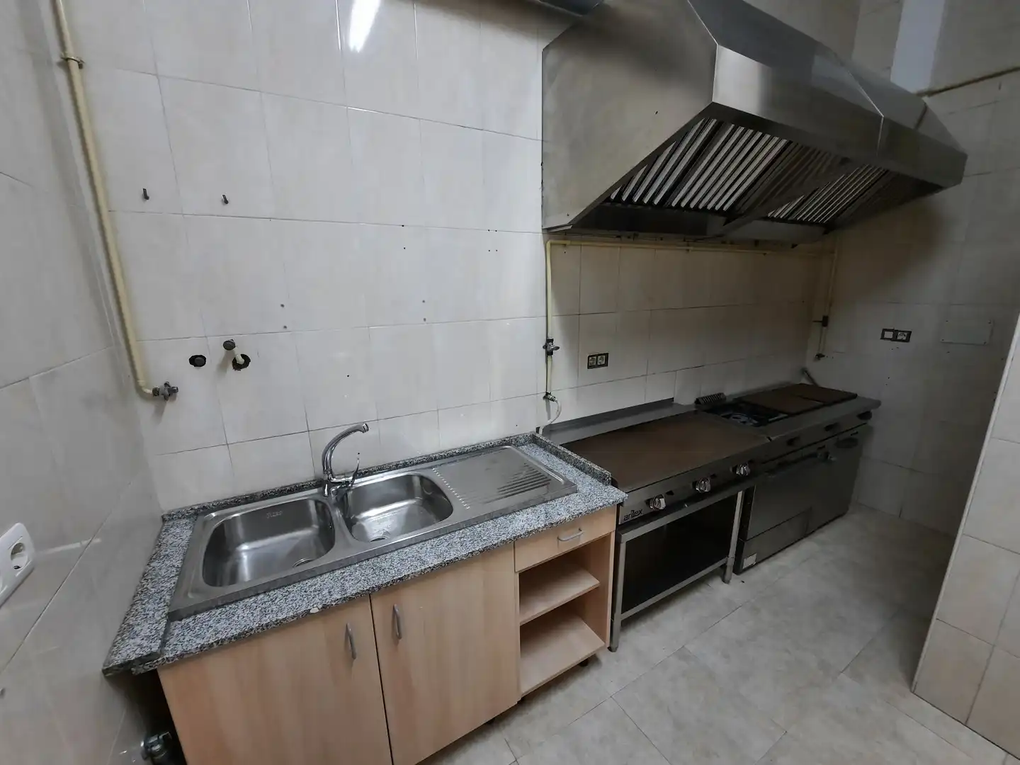 Local comercial en alquiler en Rúa Menéndez Pelayo 28, imagen 11
