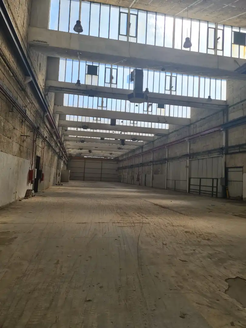 Industriegebäude zur Miete in Calle de las Arenas, imagen 3