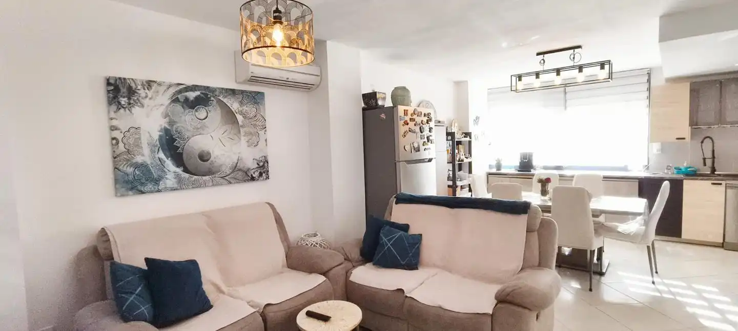 Wohnzimmer von Wohnung zum Verkauf in Garrucha mit Klimaanlage, Terrasse und Abstellraum